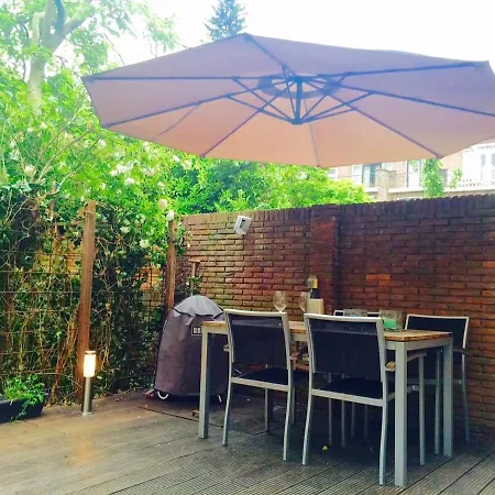 Spacious Familyhouse With Garden In Zuid * アムステルダム