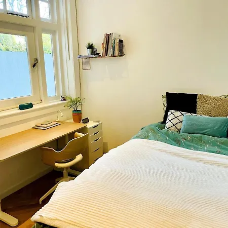 Spacious Familyhouse With Garden In Zuid * Amsterdam